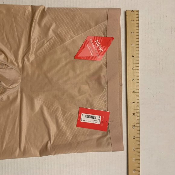 NWT Spanx Thinstincts® 2.0 Mid-Thigh Short Size Small Nude NEW - Picture 10 of 10